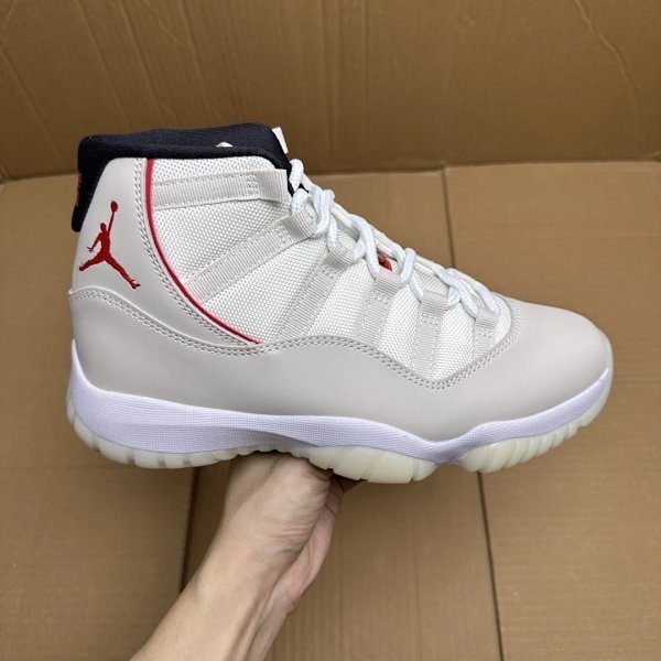 Air Jordan 11 Elegant White