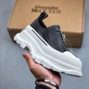 Alexander McQueen: Black Oversized Sneakers