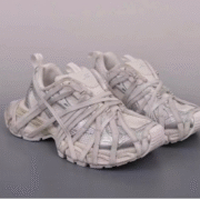 Balenciaga 3XL Ultra Laces: Bold Design