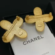Chanel Classic CC Gold - Tone Brooch