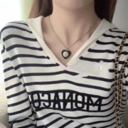 Chanel Distinctive Heart Pendant Necklace - CC Logo