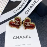 Chanel Fancy Bijoux Fantaisie Heart Earrings
