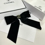 Chanel Cute Velvet Bow Hair Clip