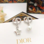Dior Sparkling CD Star Pearl Earrings