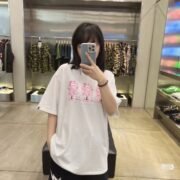 Graphic Printed White Fresh Look