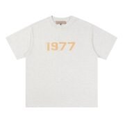 1977 Graphic Soft Light Gray