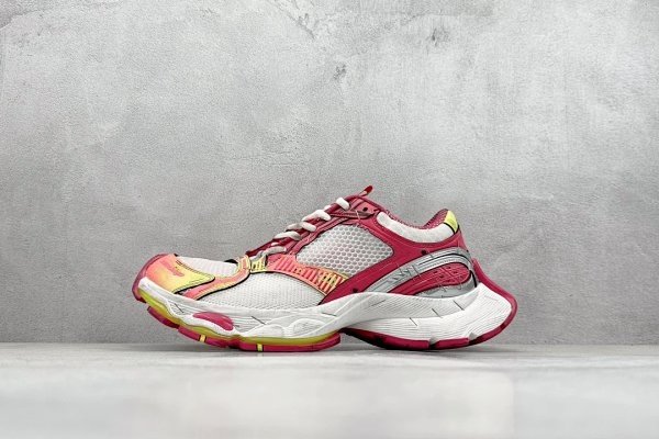 Hoka One One Bondi 7's Unique Color Shoes