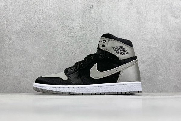 Jordan Air Jordan 1 - Stylish Black Silver Footwear