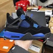 Jordan Air Jordan 4 Retro OG 'Thunder' Unique Kick