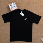 New Balance Classic Black T - Shirt