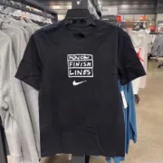 Nike's Loose Short-sleeved T-shirt