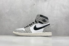 Nike Air Jordan 1 Black - White 02: Classic Look