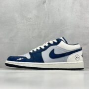 Nike Air Jordan 1: Striking Blue