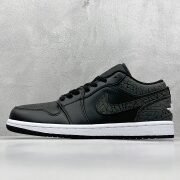 Nike Air Jordan 1 Low's Classic Black
