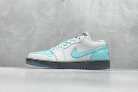 Nike Air Jordan 1 Low: Light Blue Blend