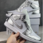 Nike Air Jordan 1 MID Silvery White