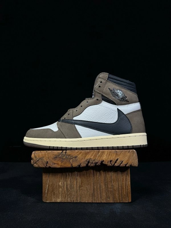 Nike Air Jordan 1 Retro High OG Brown Beauties