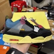 Nike Air Jordan 4 Retro: Tri - Color Kick