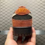 Nike - Stylish Brown Footwear