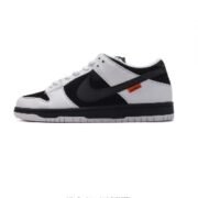 Nike Dunk Low: Black Blowout Spectacle