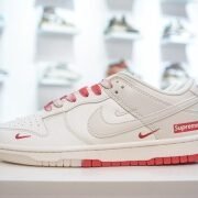 Nike Dunk Low Supreme W&R: Premium Kicks