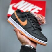 Nike Sneakers: Black Orange Blend