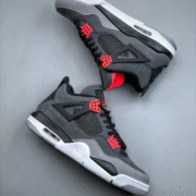 Air Jordan 4 Retro: Infrared Edge