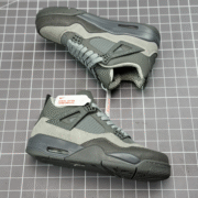 Air Jordan 4 Retro SE Smoky Grey Kicks