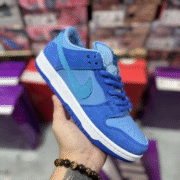 Nike SB Zoom Dunk Low 09 Premium