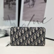 DIOR Sophisticated Wallet