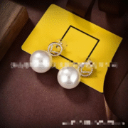 FENDI Fascinating earrings-13