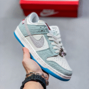 SB Series - Classic Casual Sneakers 03